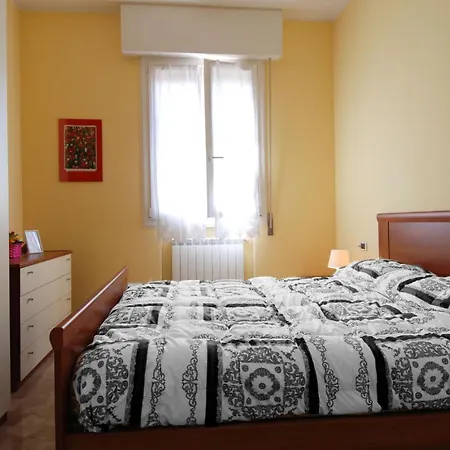 Ur-nest Gigli 1 Bedroom アパート *